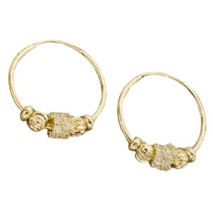 Argollas Mediana genial con dijes de zircones y bolitas detalle enchapado en oro 14k