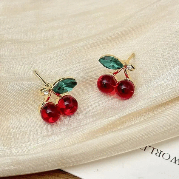 Aretes Cereza Enchapado en Oro 14k extraordinario