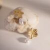 Aretes Colgantes con Perla Barroca y Flor Acero auténtico Inoxidable enchapado en oro 18k delicado