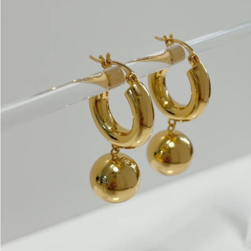 Aretes Huggies ¿Qué Son y Por Qué Están Full de Moda en Honduras en el espléndido 2025? 10 Argollas Con Colgantes