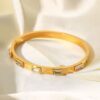 Pulseras de Acero Inoxidable con Bisel de Circonita Cúbica Blanca enchapada oro de 18K fascinante