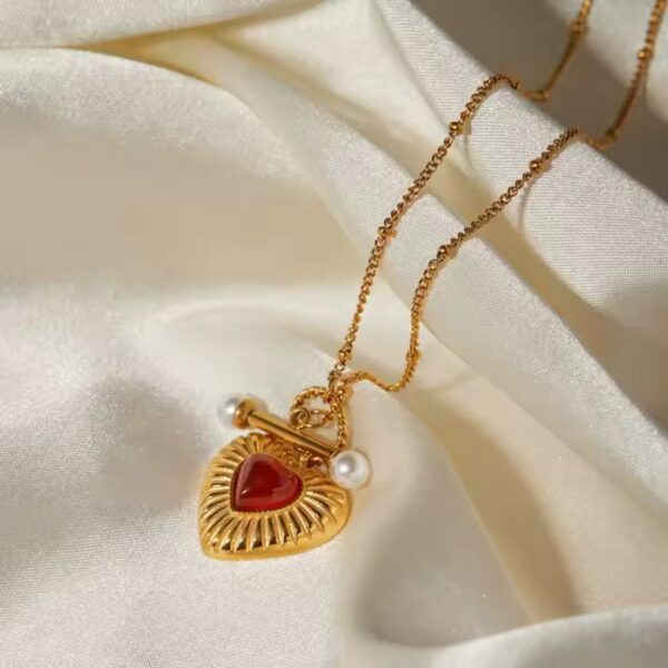 Collar con colgante en forma de corazón piedra ágata roja enchapado en oro de 18k de acero inoxidable con perlas hermoso