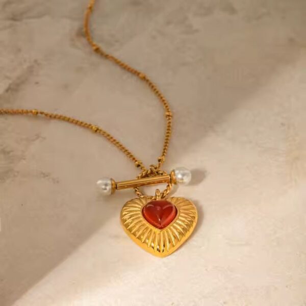 Collar con colgante en forma de corazón piedra ágata roja enchapado en oro de 18k de acero inoxidable con perlas hermoso