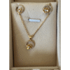 Marca Zahara Set Flor laminado en oro de 18k hermoso